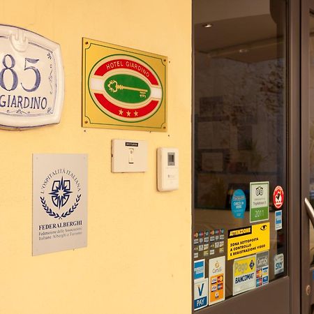 Parking Hotel Giardino 리보르노 외부 사진
