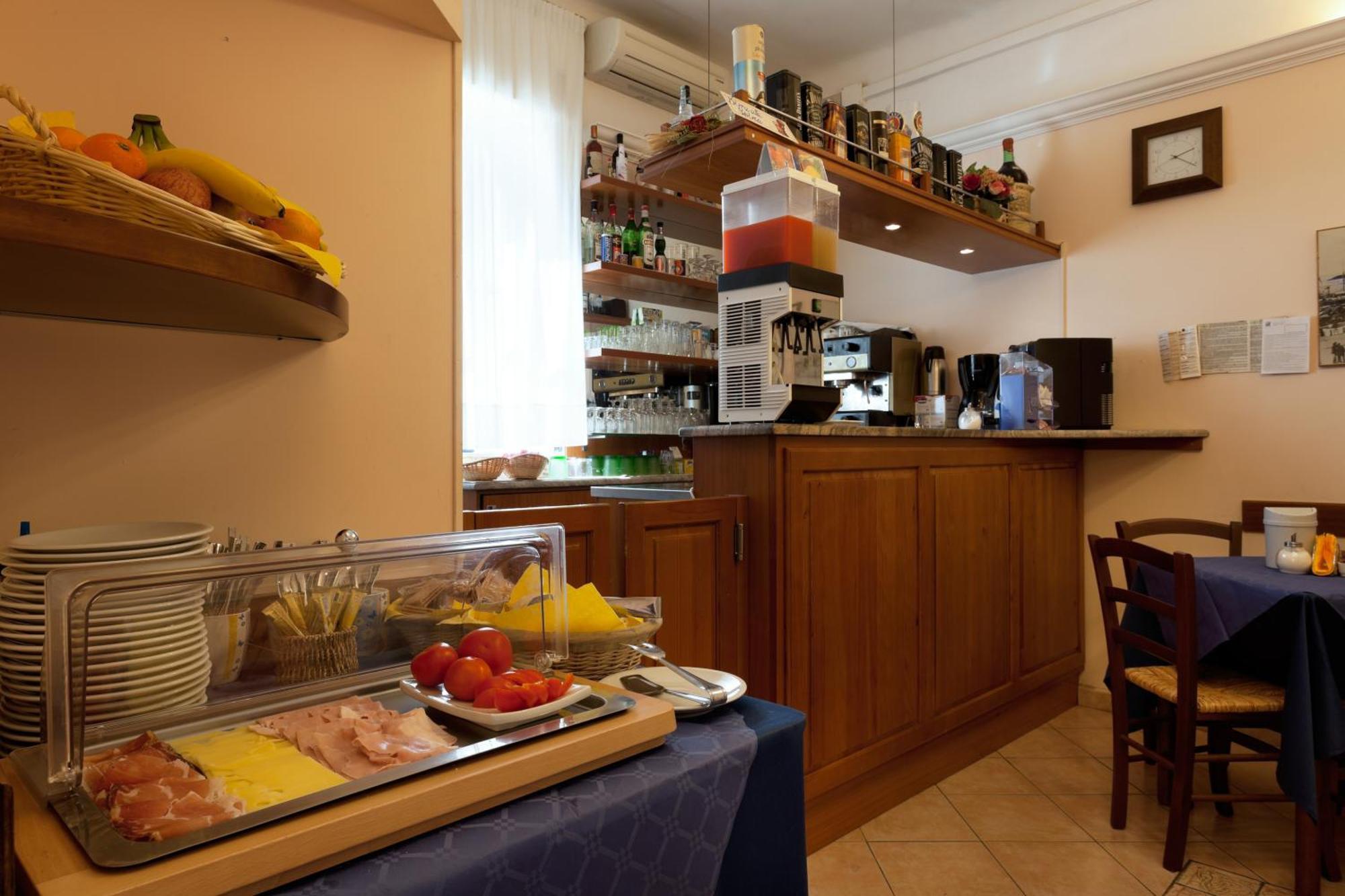 Parking Hotel Giardino 리보르노 외부 사진