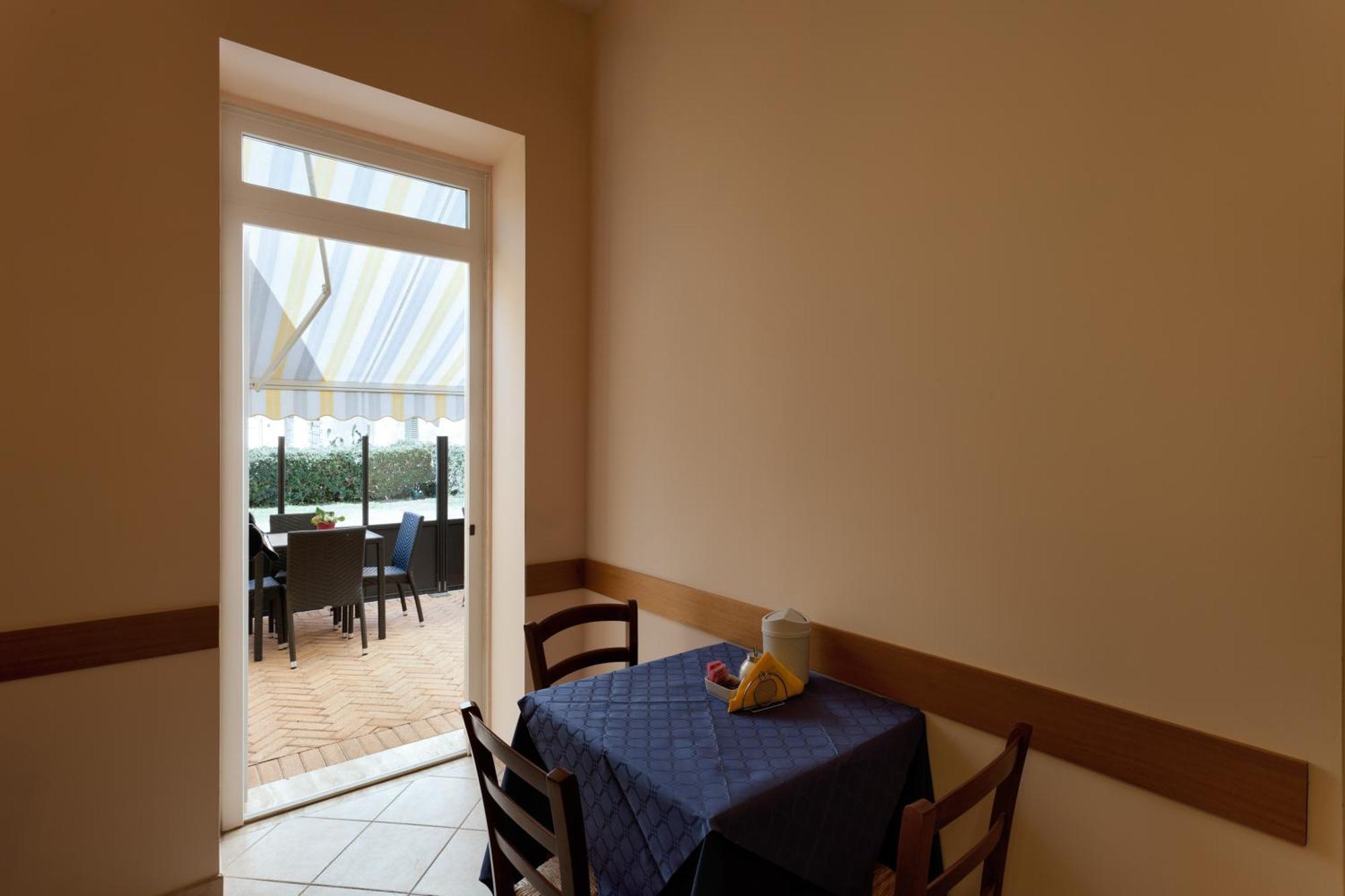 Parking Hotel Giardino 리보르노 외부 사진