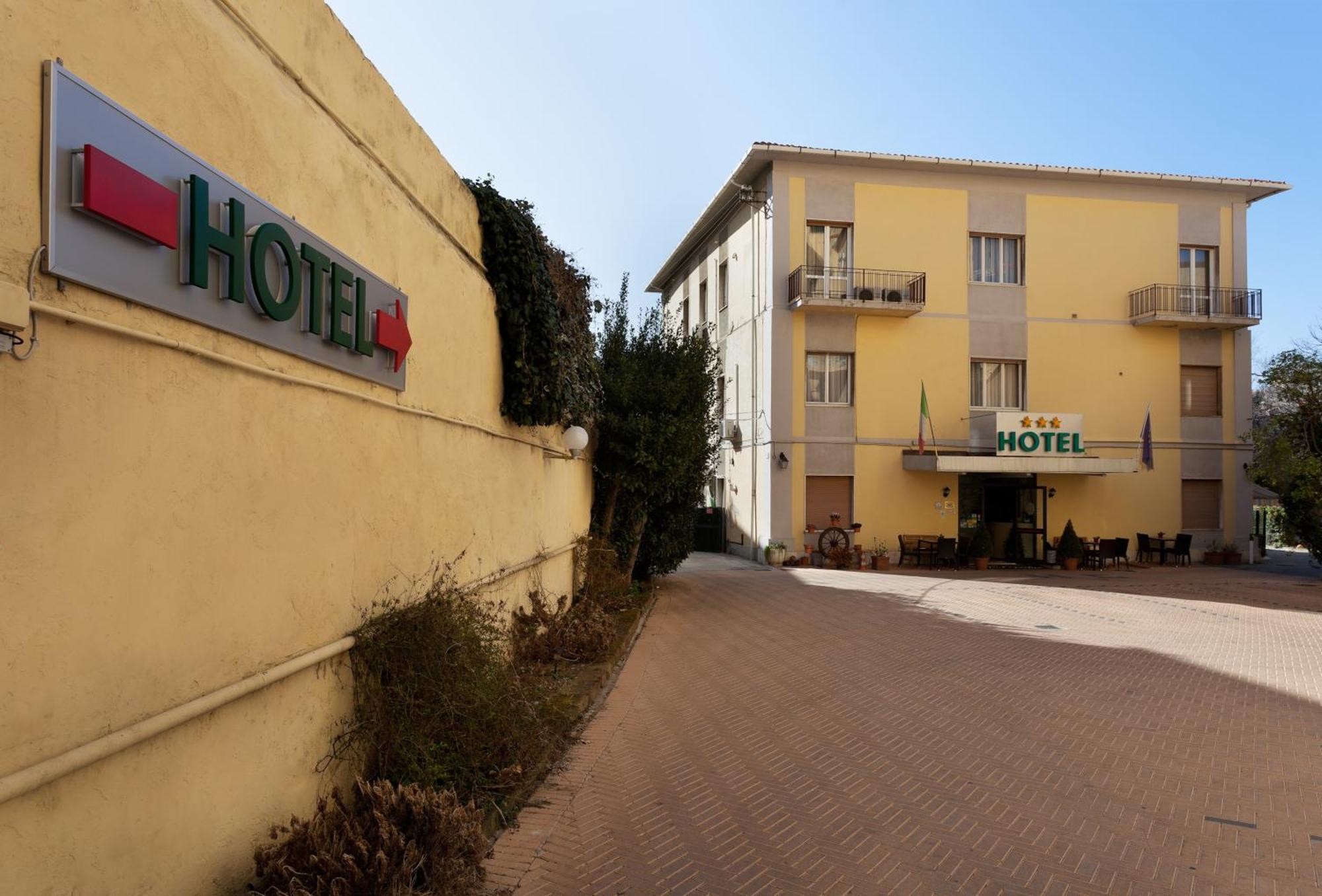 Parking Hotel Giardino 리보르노 외부 사진