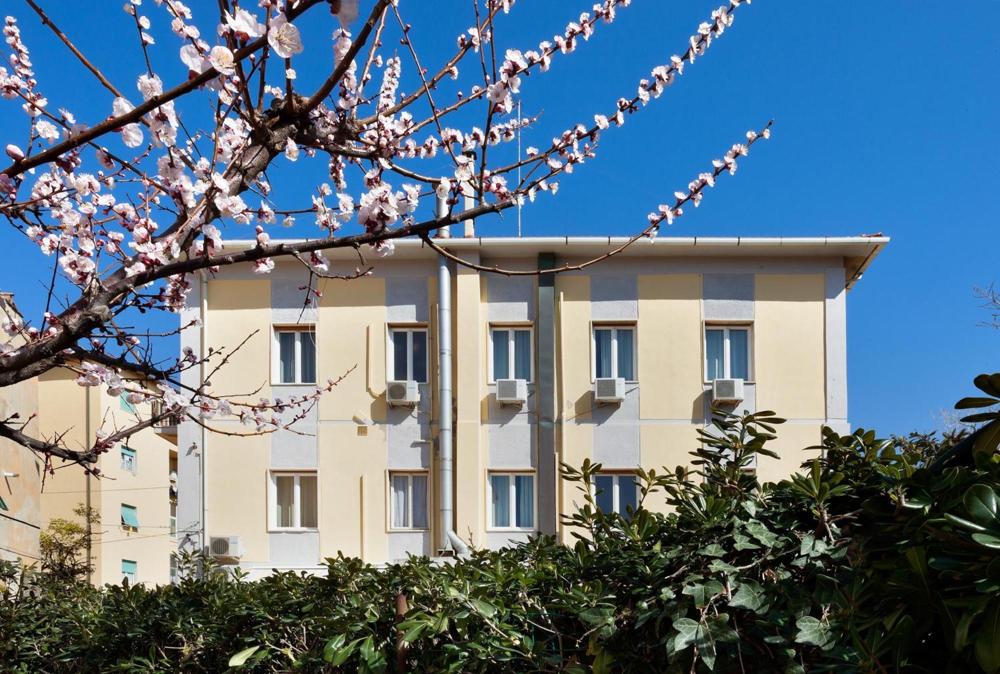 Parking Hotel Giardino 리보르노 외부 사진